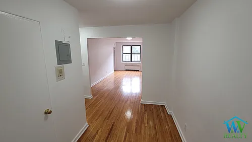 150 W End Ave #D1 Photo 1