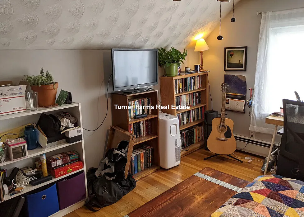5 bed, 9999 sqft, $6,500 — Photo 2