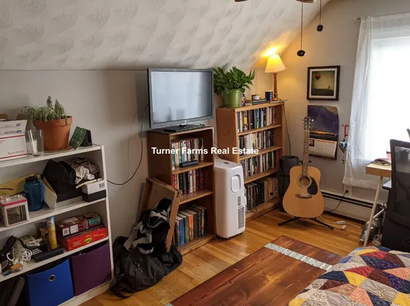 24L Burget Ave #2L, Medford, MA 02155