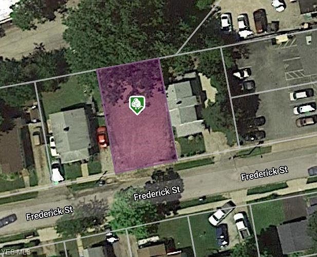 2nd image of 32 Frederic St