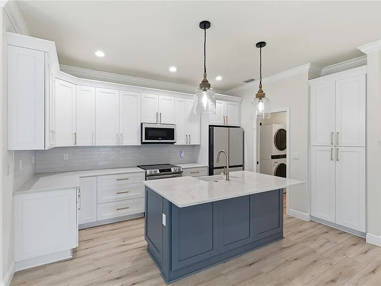 3944 Watson Dr — Photo 6