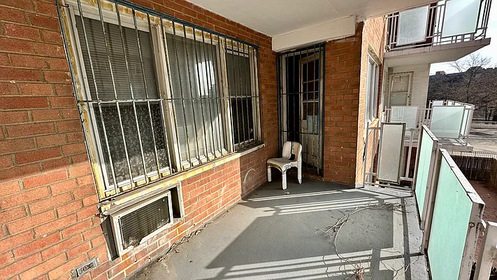 Sold by Coldwell Banker Signature Properties | media 22