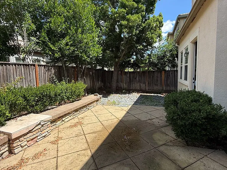 112 Refosco Ct — Photo 28