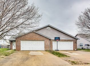 1072 Torino Ct, Franklin, IN 46131