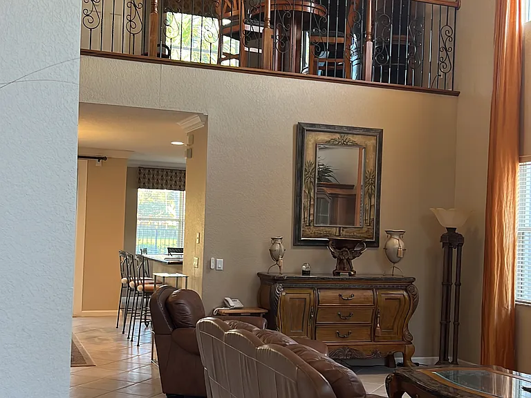 6914 Aliso Ave — Photo 6