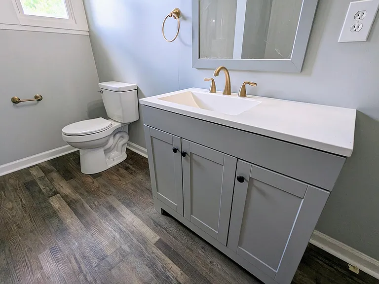 1004 S Beech St — Photo 26
