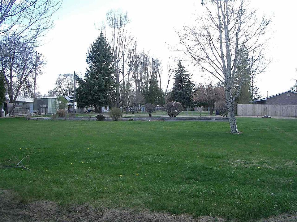 2nd image of 345 1st Ave W