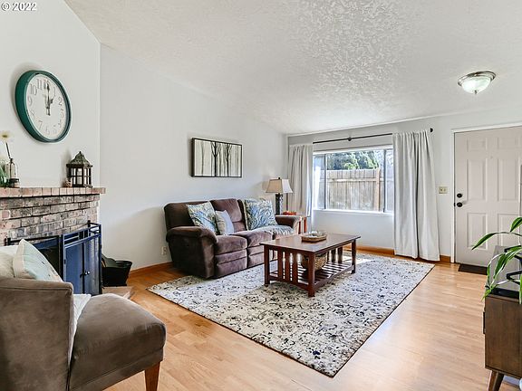 5th image of 4435 SE Wynnwood Dr