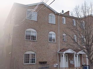 1861 Paulding Ave, Bronx, NY 10462