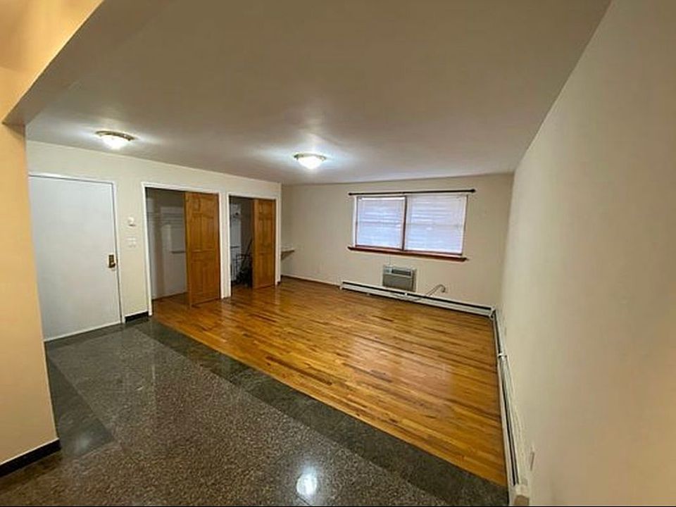 2nd image of 28-42 29th St #1F