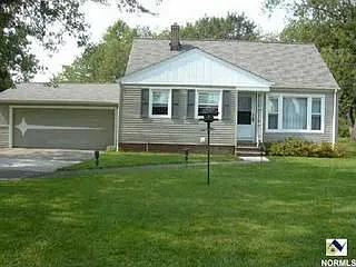 5550 Columbia Dr photo 1