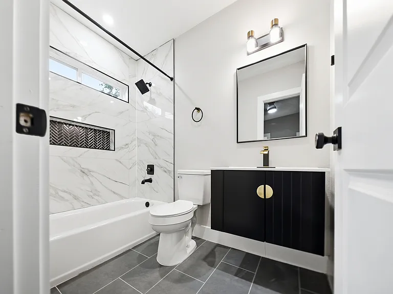 5207 Cortelyou Ln — Photo 4