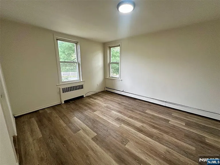 390 Orange Rd — Photo 10