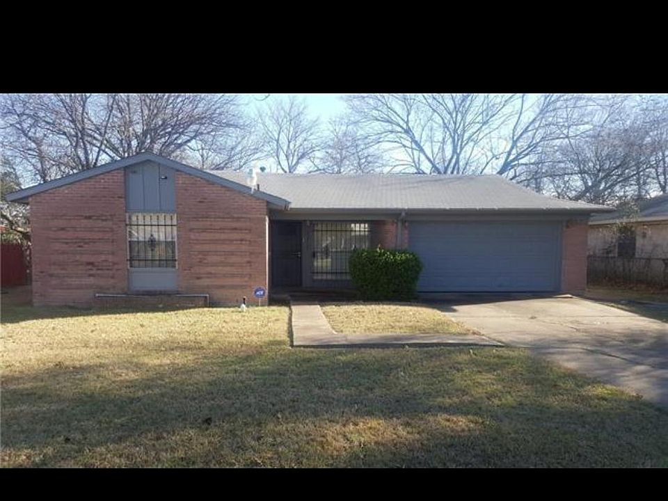 1st image of 3806 Golden Hills Dr