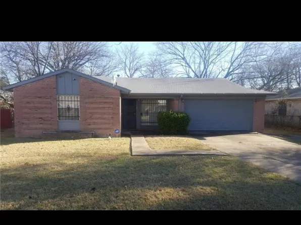 3806 Golden Hills Dr, Dallas, TX 75241