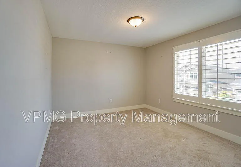 12501 NE 102nd Way — Photo 22