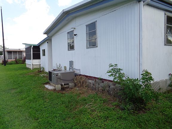 4th image of 5909 Westlake Dr #56