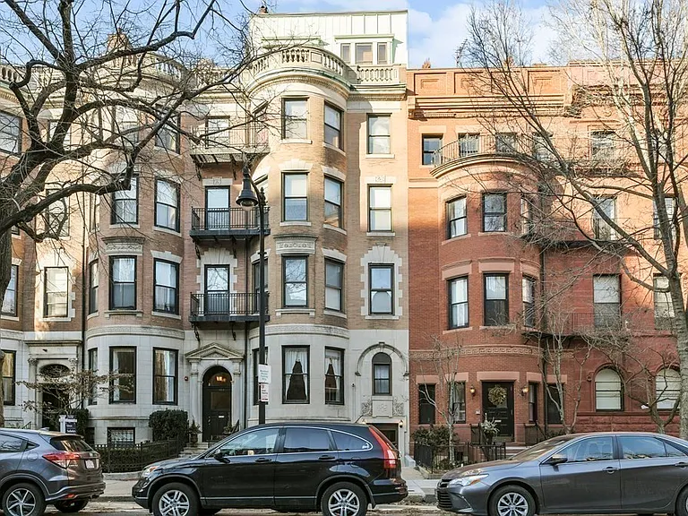 482 Beacon St #32 — Photo 15