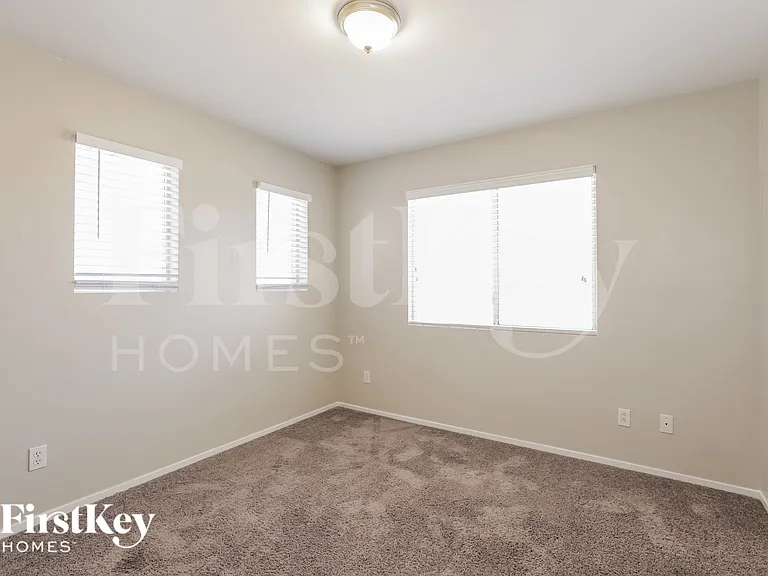 8227 Shallow River Ct — Photo 12