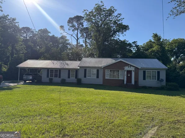 626 Sycamore St, Swainsboro, GA 30401