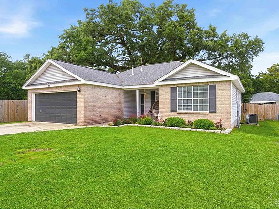 3rd image of 712 Thornwood Pl