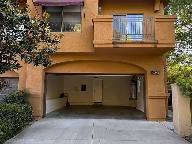 14130 Shoreline Dr #B — Photo 3