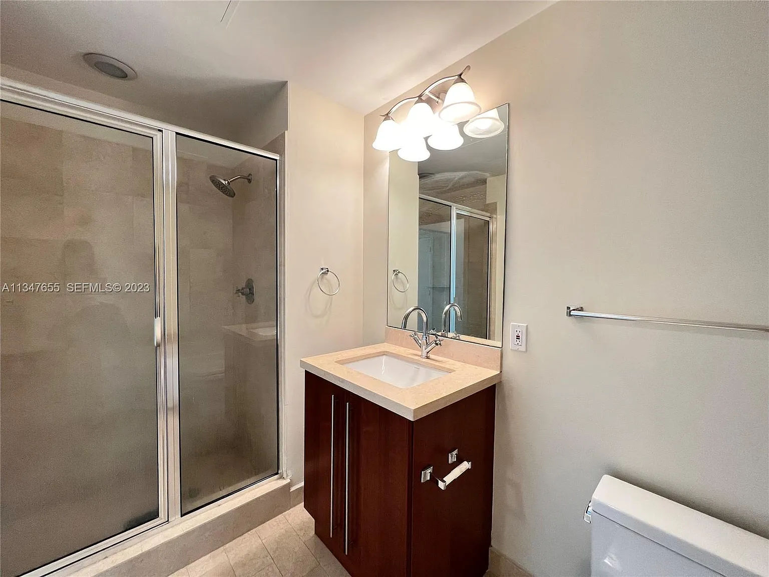 1 bed, 693 sqft, $2,645 — Photo 4