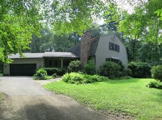 50 Overlook Dr, Amherst, MA 01002