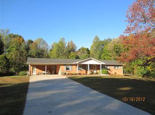 1605 Olde Hunting Trl, Danville, VA 24540
