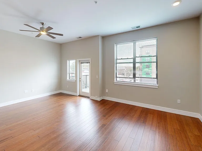4400 Manchester Ave — Photo 63