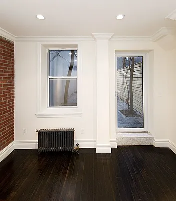 Rented by Avenues Real Estate | media 4