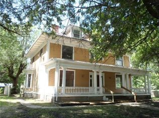 404 Saint Charles St, Holden, MO 64040