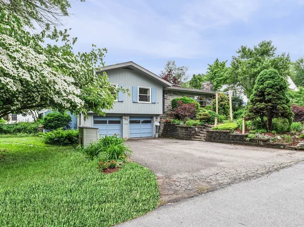 4 Sauer Terrace, Durham, NH 03824