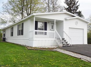 154 Sunflower Ln, Cresson, PA