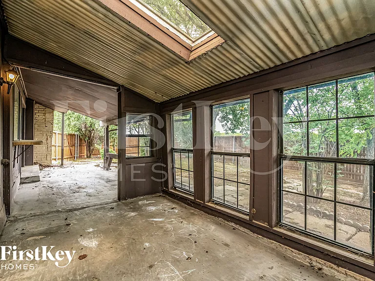 5276 Sherman Dr — Photo 14