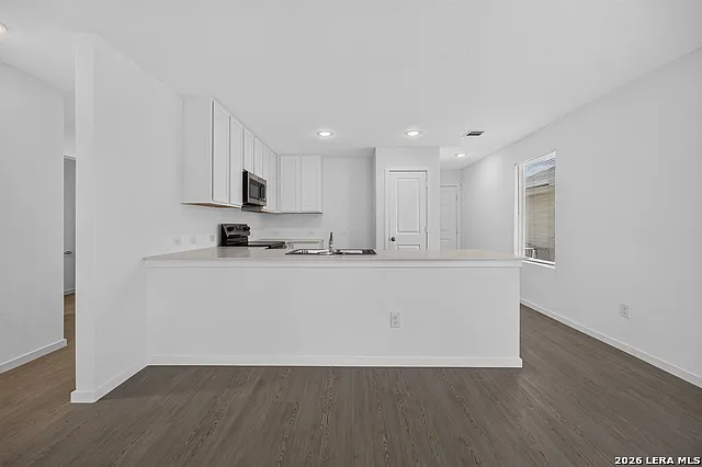 8026 Biggio Ln — Photo 4