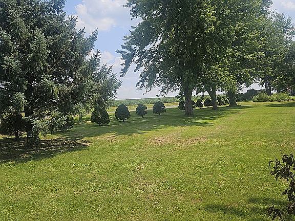 4th image of 1200 N 300 East Rd