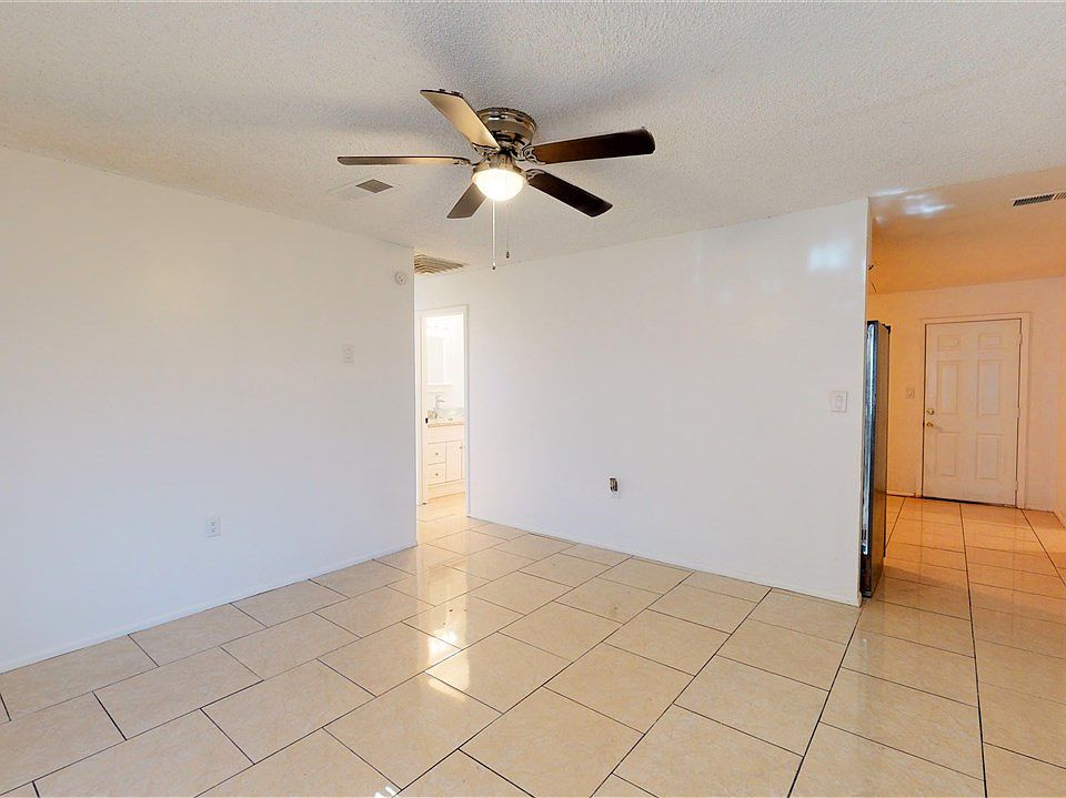 11 Holloman Ave, La Luz, NM 88337 Zillow