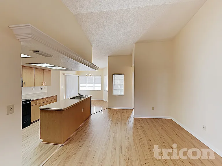 5225 Harbinger Rd — Photo 5