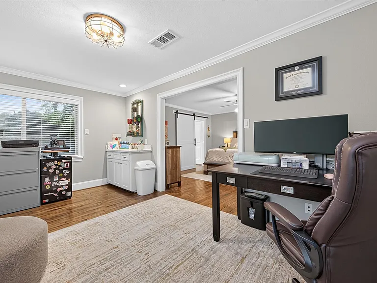 746 Stone Mountain Dr — Photo 37