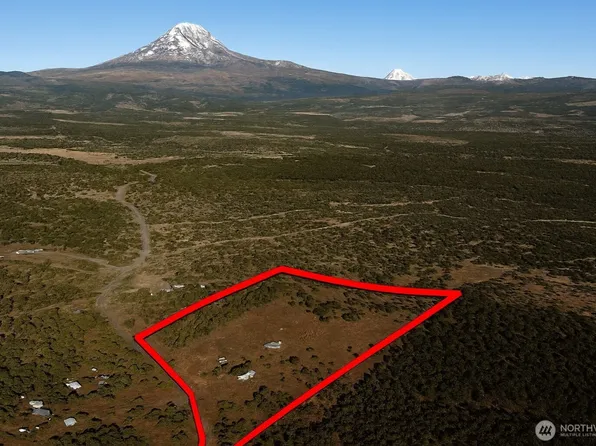 610 Wahkiacus Heights Road, Wahkiacus, WA 98670