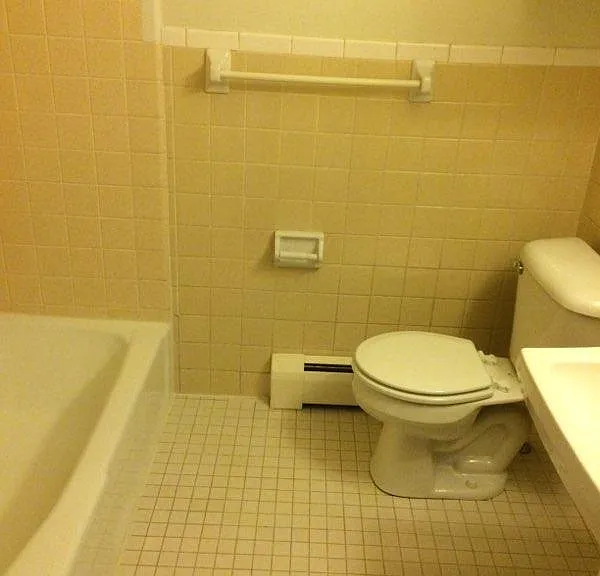 334 Main St #B4 — Photo 11