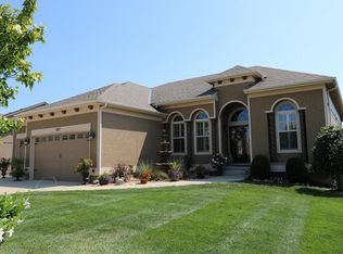 1207 Johnston Dr, Raymore, MO 64083