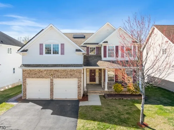 6 Quick Ct, Franklin Twp., NJ 08873