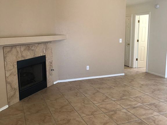 4th image of 9111 E Esperanza Dr