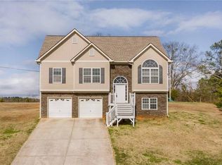 230 N Winds Ct, Villa Rica, GA 30180