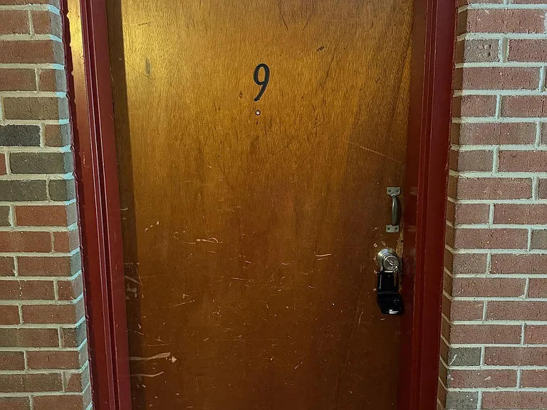 45 Vera Dr #9 — Photo 3