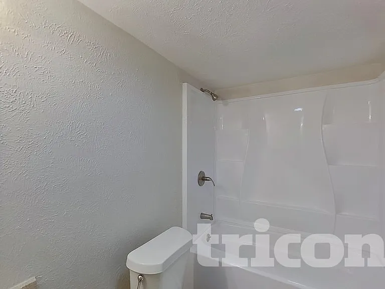 10022 Deer Hollow Dr — Photo 9