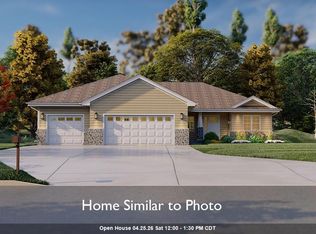 921 Constellation Way, Marinette, WI 54143