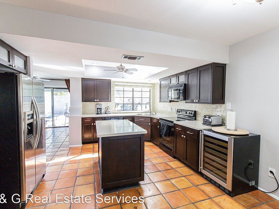 1st image of 16621 N 59th Pl